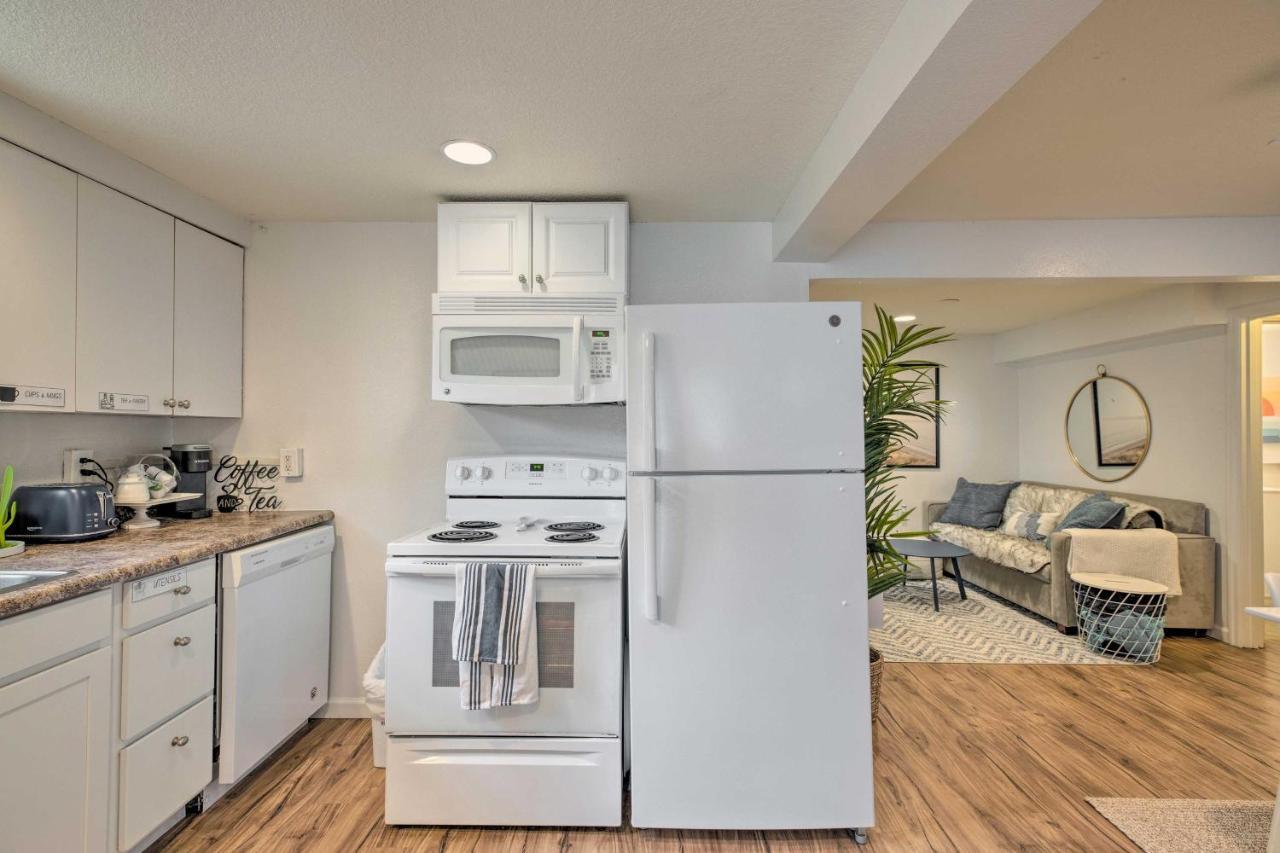 Rockaway Beach Condo - Beach Access Nearby! Extérieur photo
